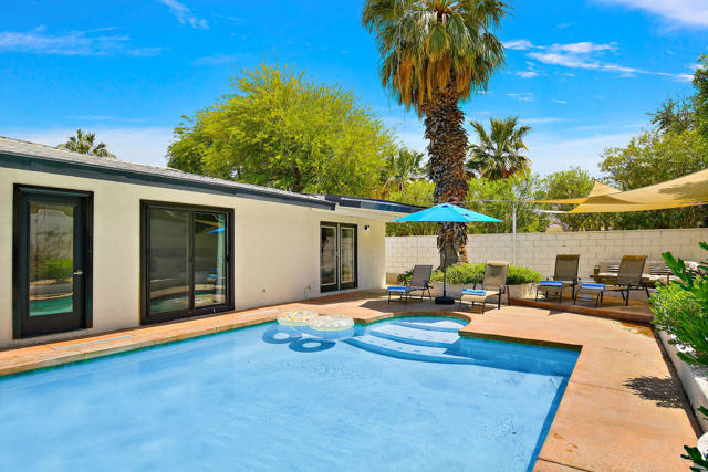 51485 Calle Guatemala, La Quinta CA: https://media.crmls.org/mediaz/6b553460-9b16-4201-919e-05e4f20650bb.jpg