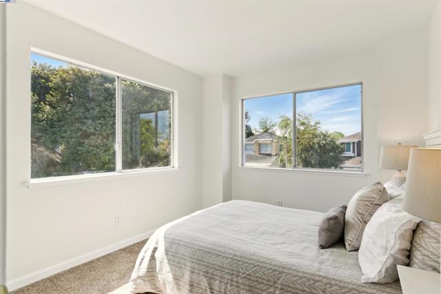 33243 Sunriver Cmn, Fremont CA: https://media.crmls.org/mediaz/6b554caa-ea72-4c0a-bdac-7cce2eb949b0.jpg
