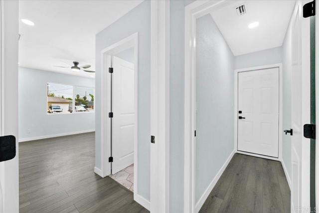 Detail Gallery Image 12 of 31 For 1197 Evilo St, El Cajon,  CA 92021 - 4 Beds | 3 Baths