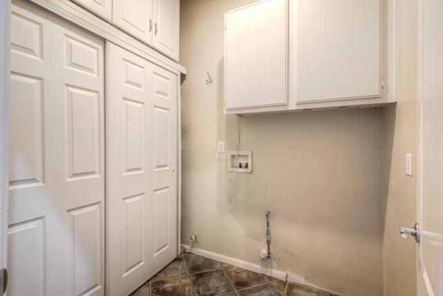 Detail Gallery Image 21 of 30 For 1701 Hilo Dr, Vista,  CA 92081 - 3 Beds | 2/1 Baths