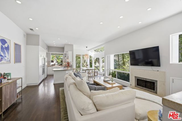 650 Harbor Street, 4 photo 5
