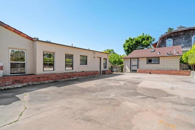 1003 Walnut Avenue, Santa Cruz CA: https://media.crmls.org/mediaz/6b573e3e-c686-4834-a82b-12f582e4cba4.jpg
