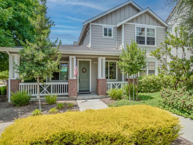140 Sarafina Way, Gilroy CA: https://media.crmls.org/mediaz/6b57eb31-a97a-4b4f-9c68-e010c97b768c.jpg