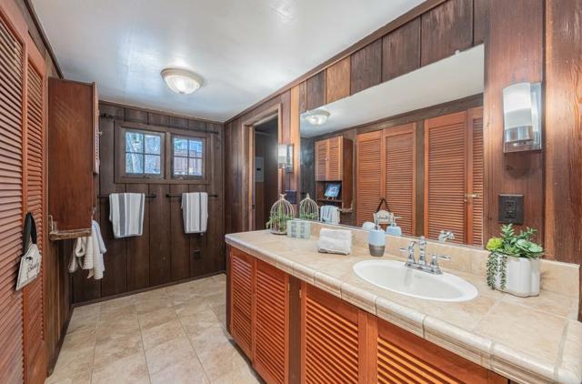 1034 Hillside Avenue, Pacific Grove CA: https://media.crmls.org/mediaz/6b57f1c2-a4ea-4c70-a412-b99d1721c39a.jpg