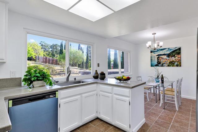 149 Westminster Way, Vallejo CA: https://media.crmls.org/mediaz/6b5a876d-cd0d-4050-a2a9-ad91bda61bbe.jpg
