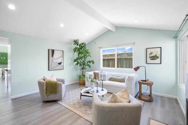 2293 Royaltree Circle, San Jose CA: https://media.crmls.org/mediaz/6b5ba91e-3cf1-4b36-9c19-21ff7154786e.jpg
