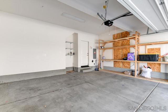 4314 Star Path Way, Oceanside CA: https://media.crmls.org/mediaz/6b5cd6cb-a872-4f26-8747-65862c43a023.jpg