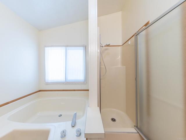 2289 Bryant Drive, Carlsbad CA: https://media.crmls.org/mediaz/6b5e3a19-f0e4-4ac1-89f0-91370015e798.jpg