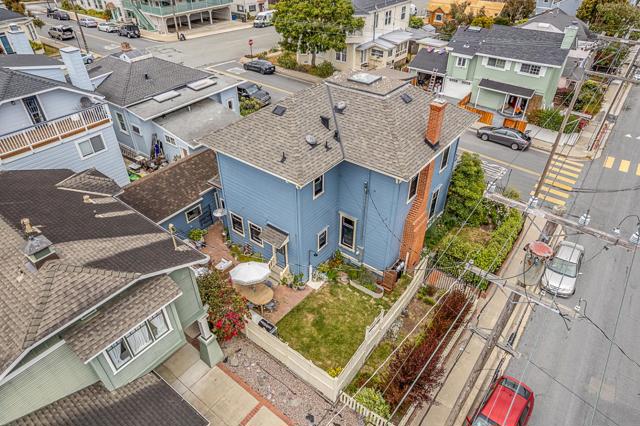 543 Spruce Avenue, Pacific Grove CA: https://media.crmls.org/mediaz/6b5e7a6d-7f8b-4ff4-8f50-65db53d15985.jpg