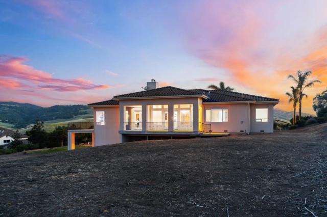 4165 Ashford Circle, Hollister CA: https://media.crmls.org/mediaz/6b5f2ecb-11d0-458b-8bfc-997a187d4891.jpg