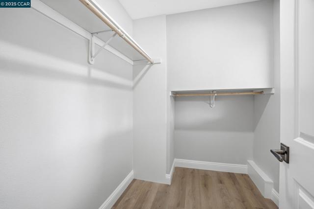 289 Sierra Dr, Walnut Creek CA: https://media.crmls.org/mediaz/6b5f7d45-34e0-4796-9dec-c60a015697d5.jpg