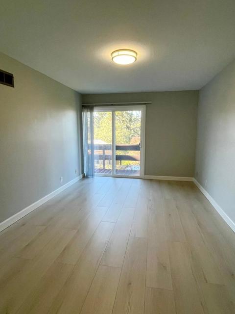 126 Gold Mine Drive, San Francisco CA: https://media.crmls.org/mediaz/6b60f4a9-59d8-499e-b5b5-131c87958a90.jpg