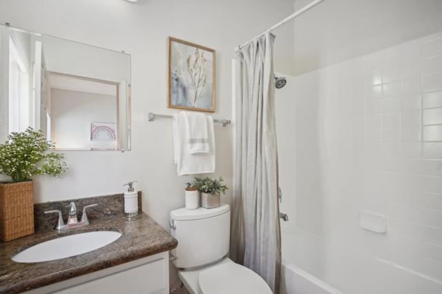 358 N El Camino Real, San Mateo CA: https://media.crmls.org/mediaz/6b60fefe-41fa-4b09-bc58-de5aeab5eedb.jpg