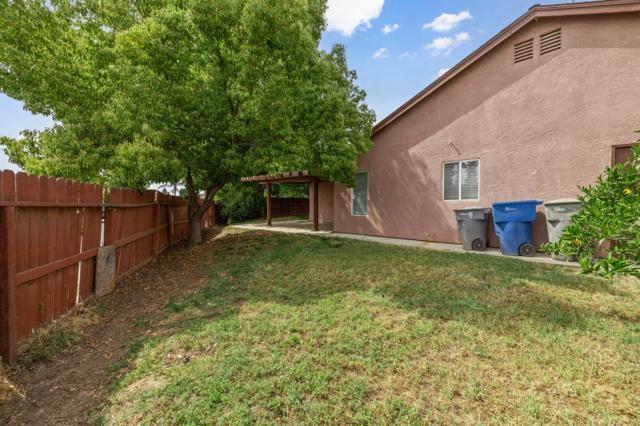 5309 CONTESSA, Fresno CA: https://media.crmls.org/mediaz/6b616088-c97b-4313-9b44-9538eff36526.jpg