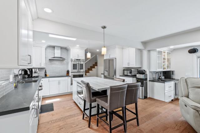 5472 Laura Drive, San Jose CA: https://media.crmls.org/mediaz/6b62c4e7-9a62-44d0-9b8c-87031fea322f.jpg