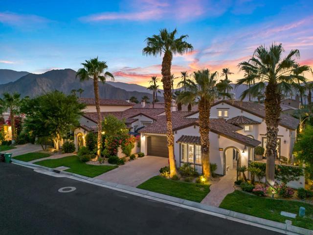50831 Cereza, La Quinta CA: https://media.crmls.org/mediaz/6b63309b-66d3-4903-a86d-28d4f44e1acb.jpg