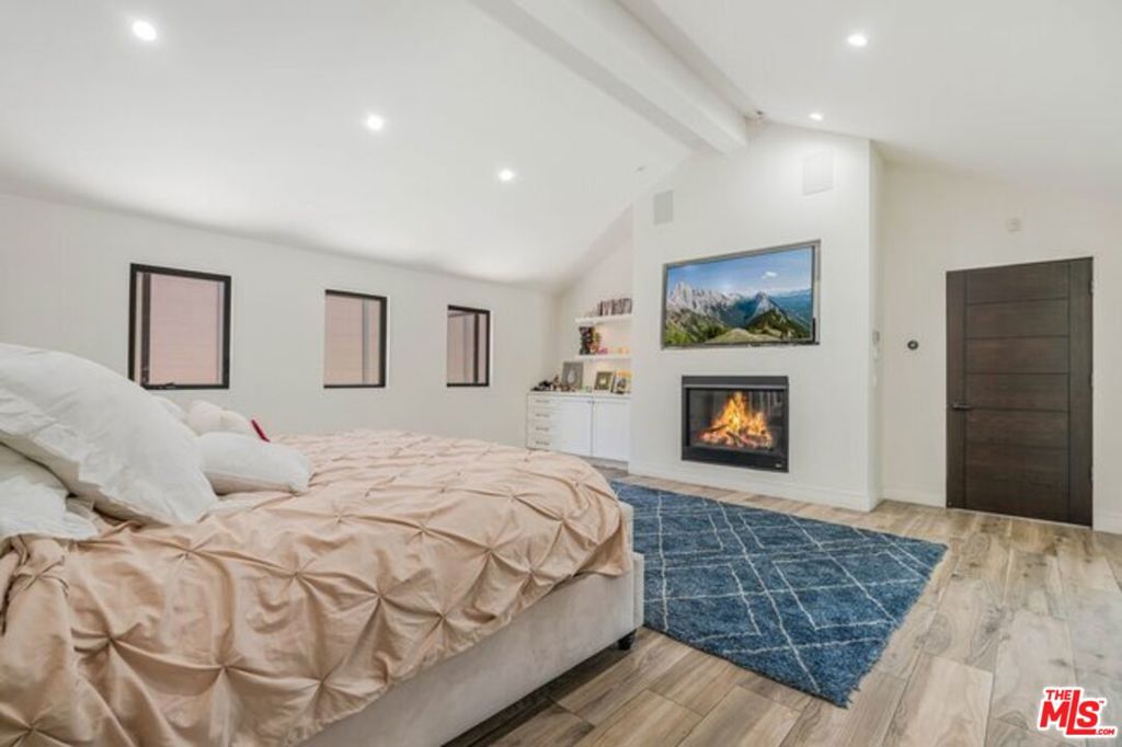 MLS #26863591 image #33