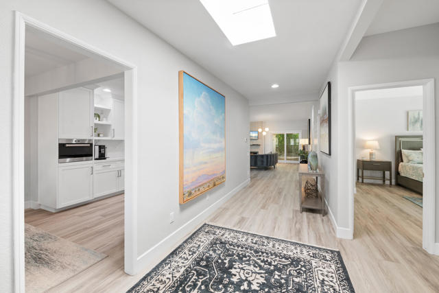 39060 Kilimanjaro Court, Palm Desert CA: https://media.crmls.org/mediaz/6b63862d-8c78-410a-a54a-098e3595cba9.jpg
