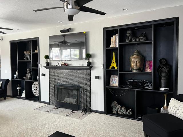 13 Kearsti Court, Oakley CA: https://media.crmls.org/mediaz/6b640145-1996-4961-8103-79d0a4f8b735.jpg