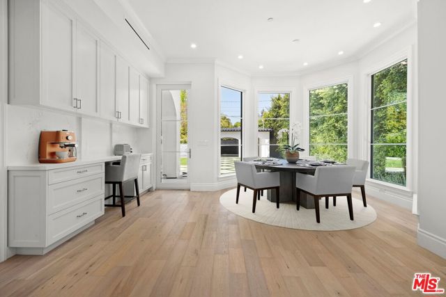Image 17 of 42 For 722 Camden Drive