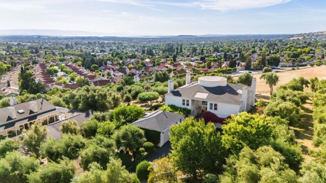 2589 Greenrock Road, Milpitas CA: https://media.crmls.org/mediaz/6b65eb8c-3bc6-4f8b-9be6-559e3813a82b.jpg