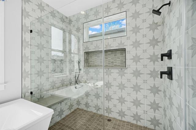 257 Haleena Place, Walnut Creek CA: https://media.crmls.org/mediaz/6b664724-cf77-40c8-9d0a-a625c0de6841.jpg