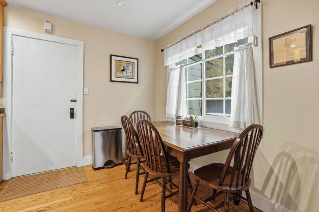 211 Berendos Avenue, Pacifica CA: https://media.crmls.org/mediaz/6b665c15-49e3-4c8a-afdd-040abbf8903e.jpg