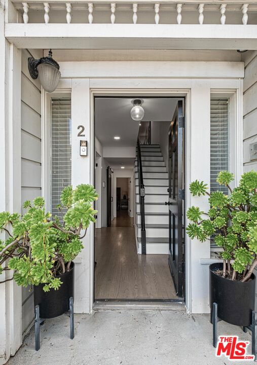 2622 2nd Street, Santa Monica CA: https://media.crmls.org/mediaz/6b6728d5-6cde-4e7d-a669-96ac4bd4e735.jpg