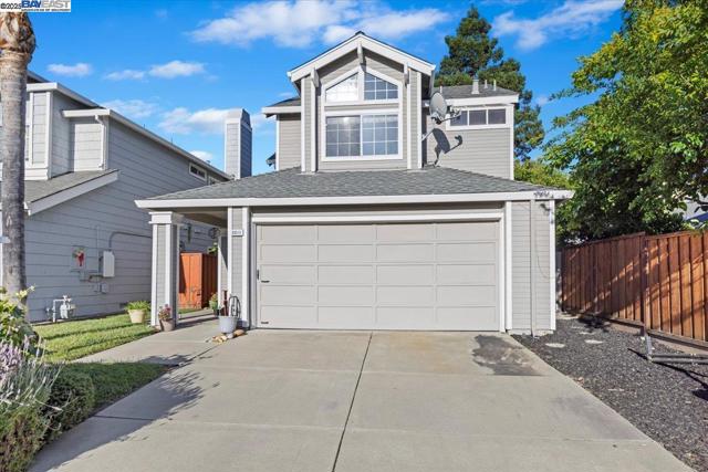 2211 Oakland Ave, Pleasanton CA: https://media.crmls.org/mediaz/6b6803e5-ad86-488a-b3ee-3f03d57b3c90.jpg