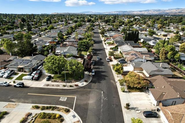 6270 Blossom Avenue, San Jose CA: https://media.crmls.org/mediaz/6b6ab2f2-c703-414b-af5f-f1b4353b5408.jpg