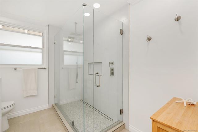 5655 Lone Star Dr, San Diego CA: https://media.crmls.org/mediaz/6b6cdb5f-6864-45d4-9fcd-d3fc769bc9a4.jpg