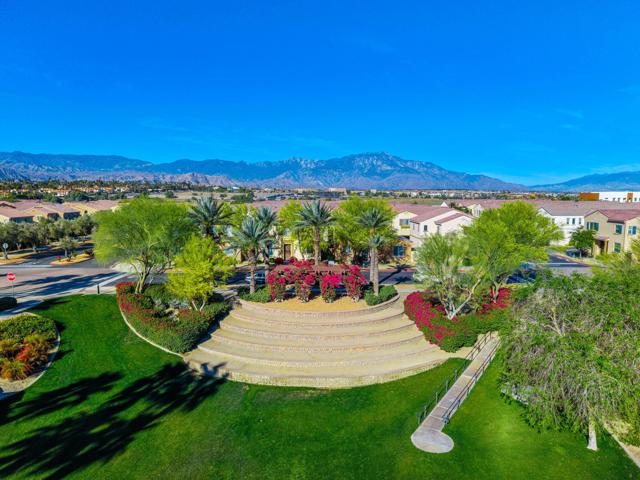 154 Paseo Bravo, Palm Desert, CA 92211