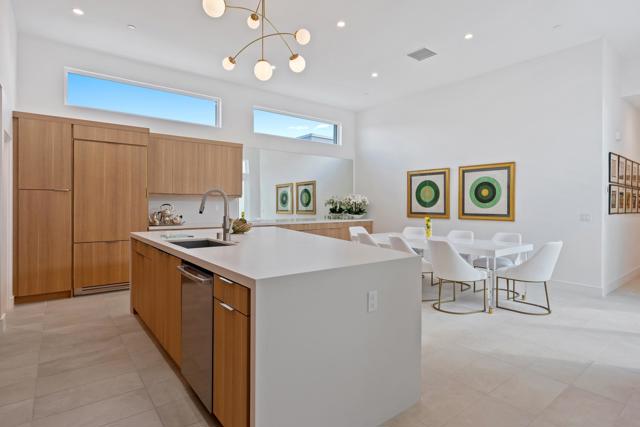 781 Fountain Drive, Palm Springs CA: https://media.crmls.org/mediaz/6b6dab61-2624-4212-8be8-93fea5e9f4a3.jpg
