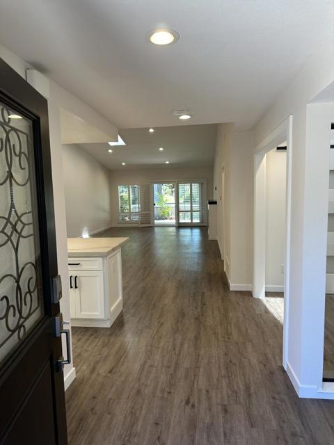 1113 Silver Oak Court, San Jose CA: https://media.crmls.org/mediaz/6b6e41da-3552-436b-abee-6919734643c0.jpg