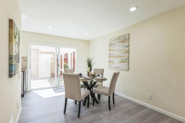 4221 Solar Circle, Union City CA: https://media.crmls.org/mediaz/6b6ea5c1-b789-4221-92c5-05d65f241e95.jpg