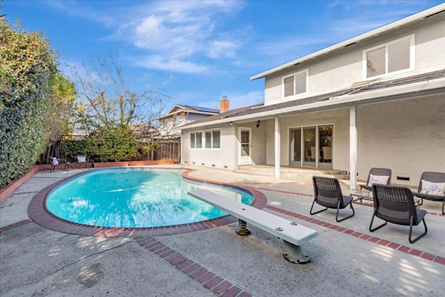 2357 Walden Square, San Jose CA: https://media.crmls.org/mediaz/6b6eddda-3c65-4a06-a57c-20da9420969b.jpg