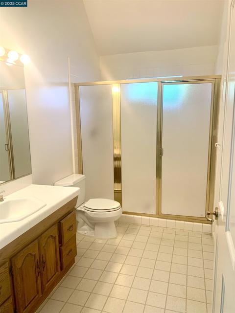 29 Heather Lane, Orinda CA: https://media.crmls.org/mediaz/6b71d2c7-305b-4ec3-b512-e6adb52b9970.jpg