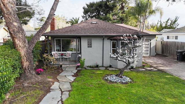 315 King Street, Redwood City CA: https://media.crmls.org/mediaz/6b735c67-1548-47fe-803f-a548718fdffe.jpg