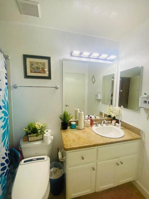 2695 Somerset Park Circle, San Jose CA: https://media.crmls.org/mediaz/6b738ef1-4da6-4226-9c63-de0dc454daeb.jpg