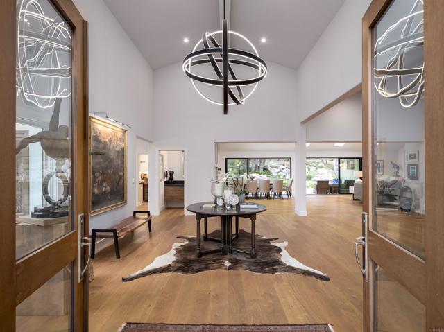 5041 El Secreto, Rancho Santa Fe CA: https://media.crmls.org/mediaz/6b765632-3976-426d-b12b-ddb2d5a2f4e4.jpg