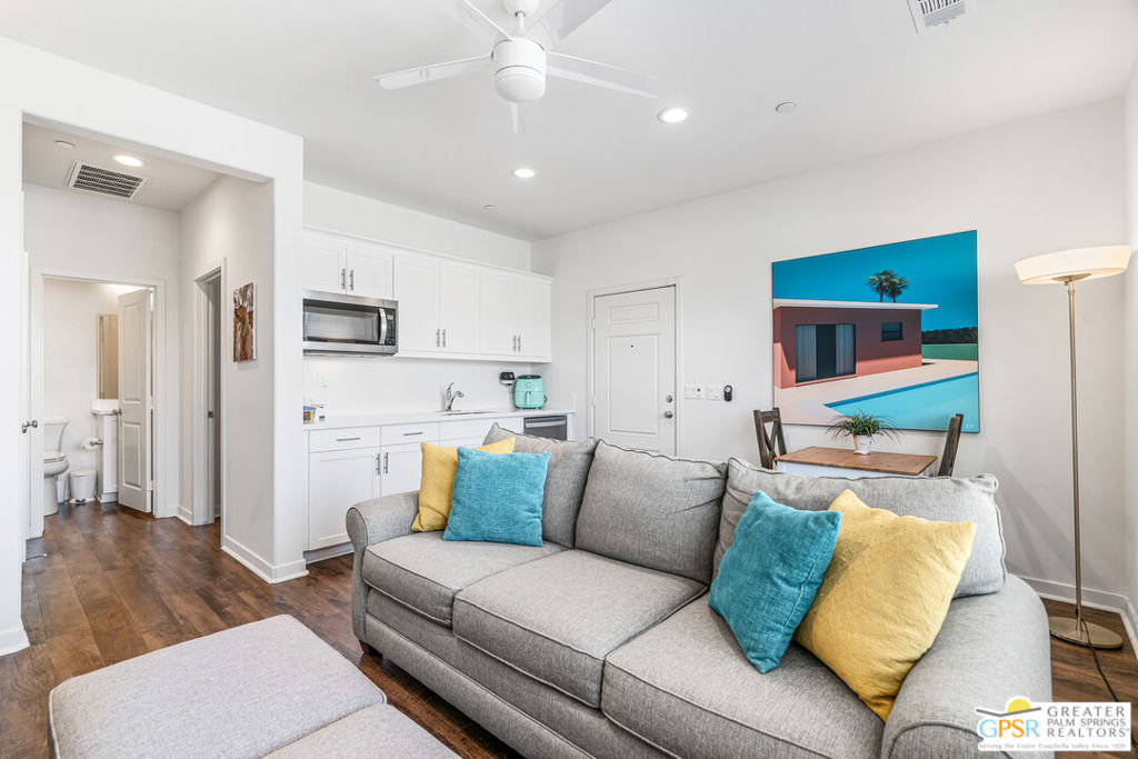 MLS #25610845PS image #33