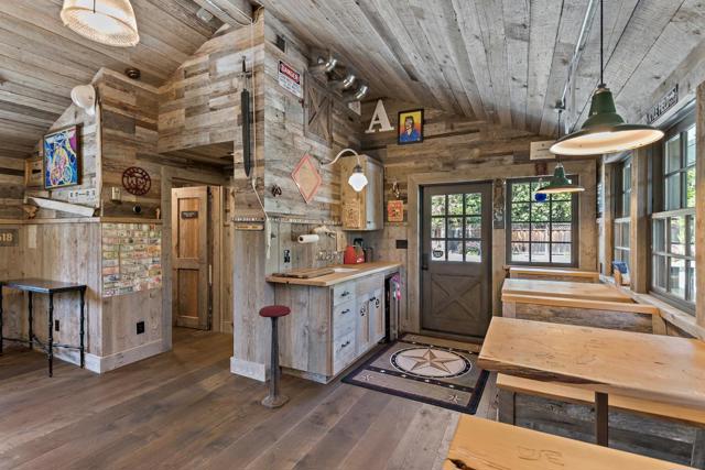 161 Primrose Way, Palo Alto CA: https://media.crmls.org/mediaz/6b77231c-3388-43d3-aa9e-dd2153d731d6.jpg