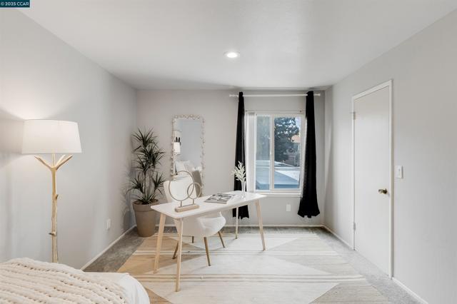 3905 Clayton Rd, Concord CA: https://media.crmls.org/mediaz/6b772a10-c781-4d7b-86a8-fce3b9a061b0.jpg