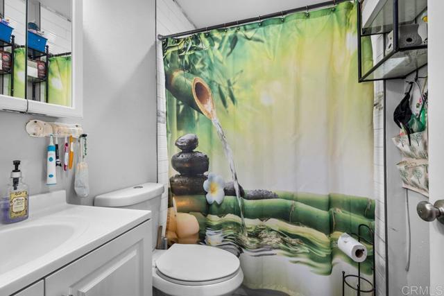 Detail Gallery Image 14 of 36 For 1632 Presioca St #12,  Spring Valley,  CA 91977 - 2 Beds | 1/1 Baths