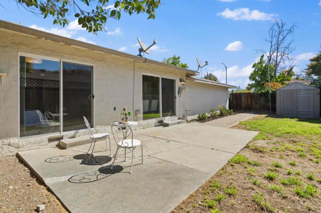 11151117 Topaz Avenue, San Jose CA: https://media.crmls.org/mediaz/6b78c7e7-7e2f-4072-8886-539c3a807af1.jpg
