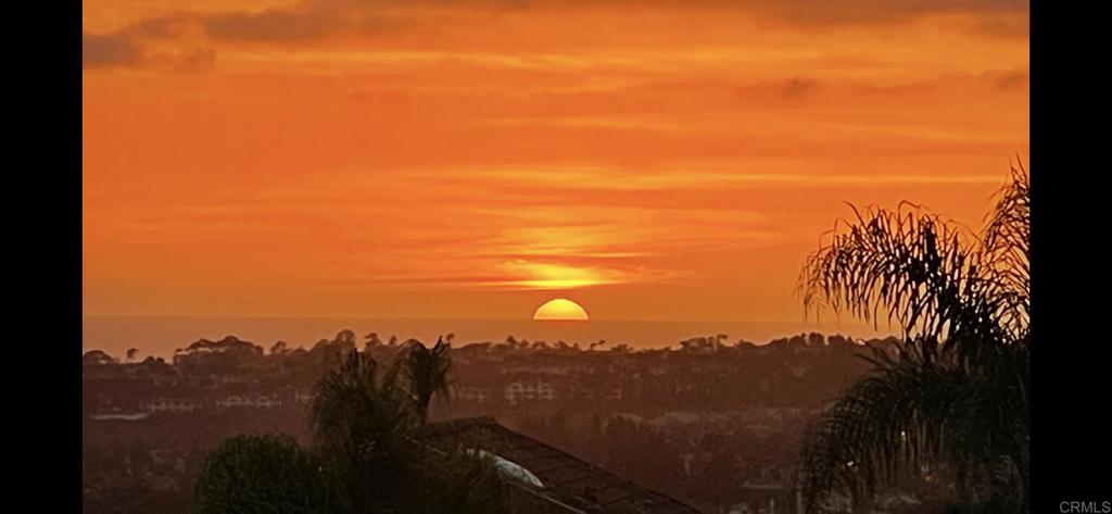 https://media.crmls.org/mediaz/6b794038-bd58-4a7d-8b94-3a04fe6f5846.jpg?preset=X-Large