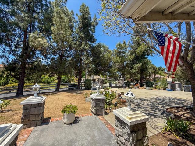 3048 Jason Road, Fallbrook CA: https://media.crmls.org/mediaz/6b7b33ce-de7e-443e-8f52-59cbc98757c2.jpg