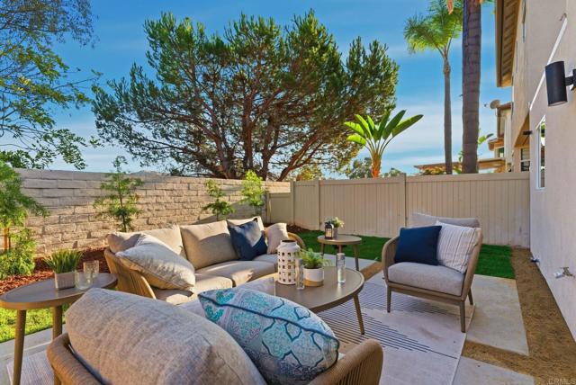 Detail Gallery Image 18 of 44 For 4615 Da Vinci St, Carmel Valley,  CA 92130 - 3 Beds | 3 Baths