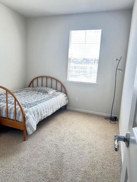 10526 Seahorn Drive, Stockton CA: https://media.crmls.org/mediaz/6b7c8f13-58bc-453a-a818-701e1dc2a61e.jpg