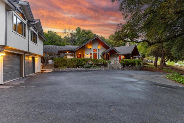 14205 Shannon Road, Los Gatos CA: https://media.crmls.org/mediaz/6b7ccec9-3b93-4cbb-81fa-16f85a895d9d.jpg